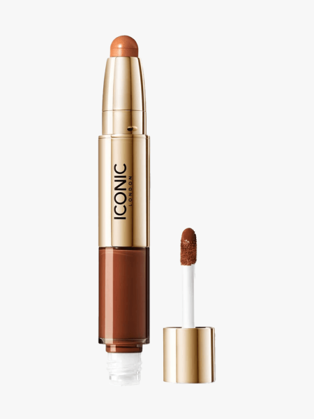 Gold iconic london radiant concealer & brightening duo on light gray background