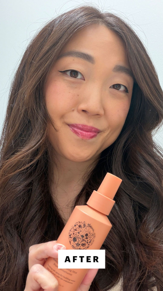 Allure contributing commerce writer Christa Joanna Lee applying the Rōz Wave Texturizing Mist